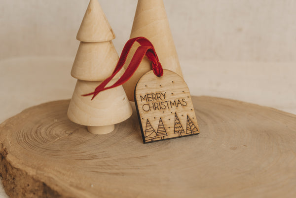 "Merry Christmas" treat box  wooden gift tag