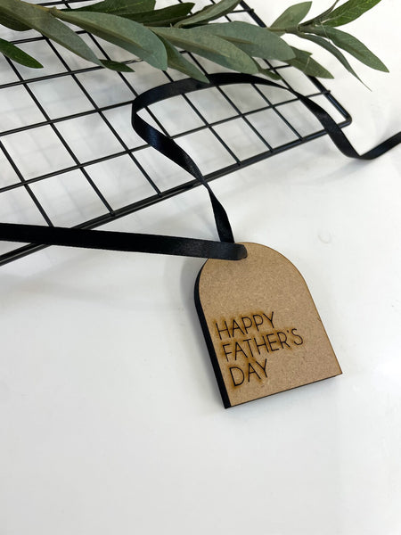"Merry Christmas" treat box  wooden gift tag
